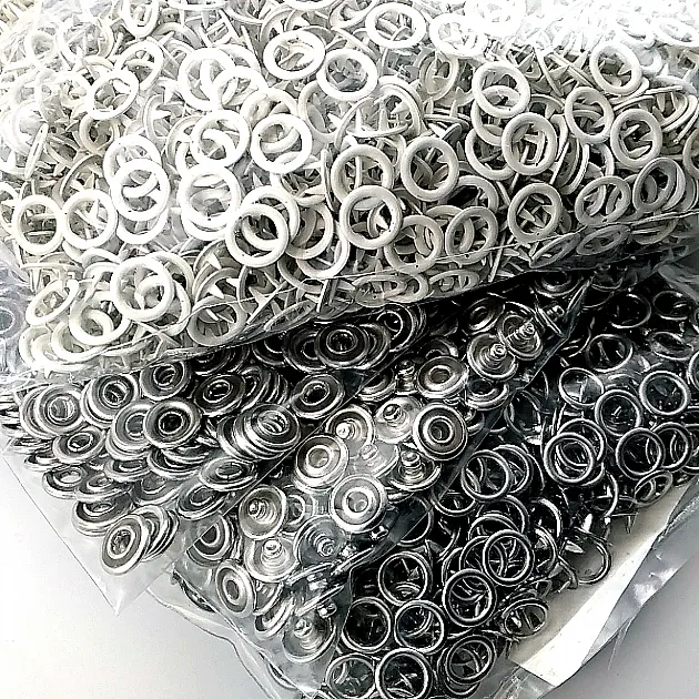 Bebe Çıt Çıtı8 mm Kemik Renk Klikıt Çıtçıt 250 Adet ERBCLK0008PKKemik