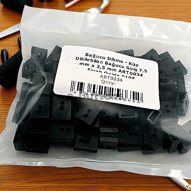 Cord End Sew-On - Cube Shape Matte Black Entry 7.5 mm - 0,27