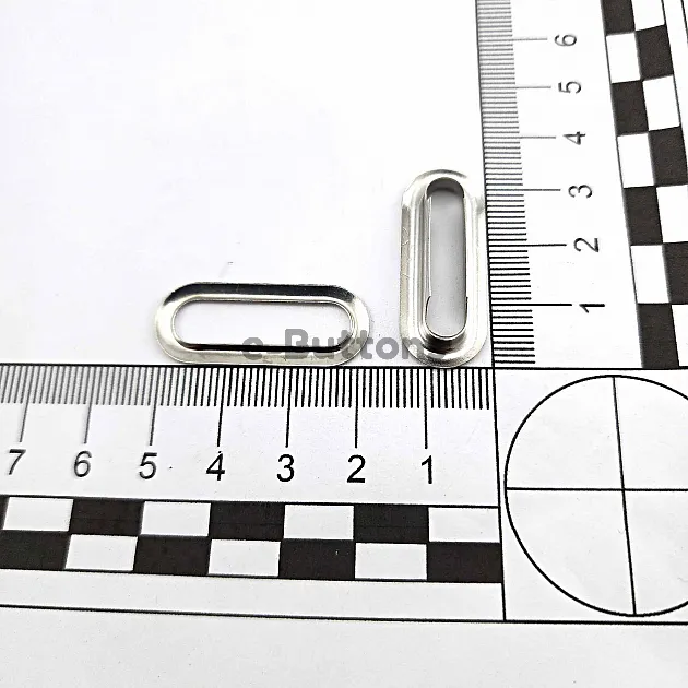 2,5 cm Oval Eyelet 1"  Brass EROV0025PR