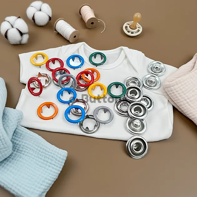 9.5 mm Colored Hole Snap Snaps (1444 pcs /Pack) C0012